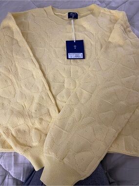 Roller Rabbit Pale Yellow Textured Crewneck Sweater